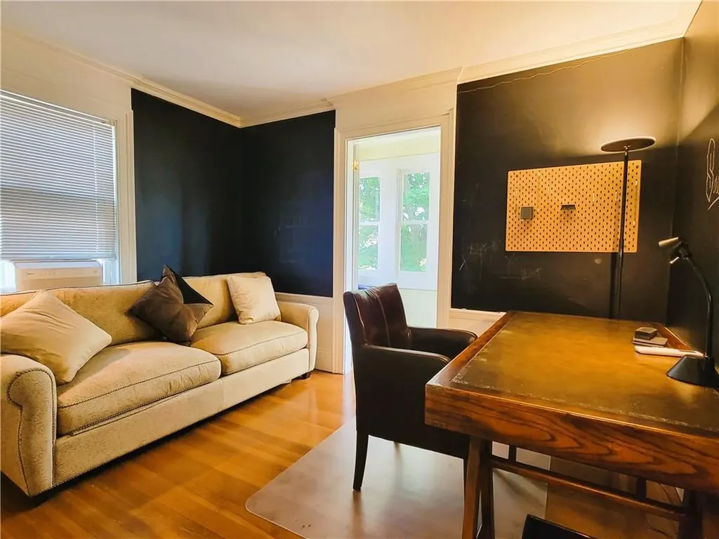 60 Prairie Avenue Newport RI 02840