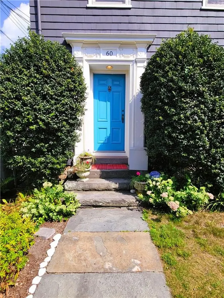 60 Prairie Avenue Newport RI 02840