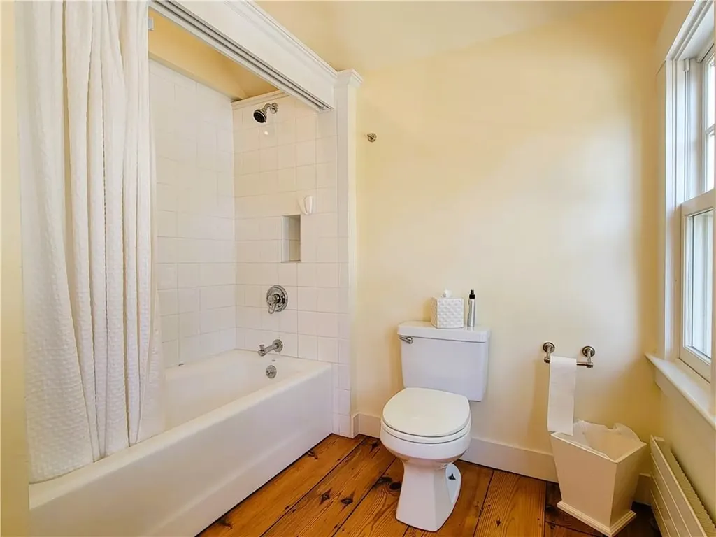 60 Prairie Avenue Newport RI 02840