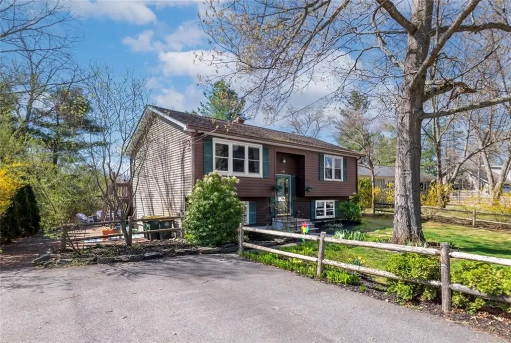 48 Indian Run Trail Smithfield RI 02917