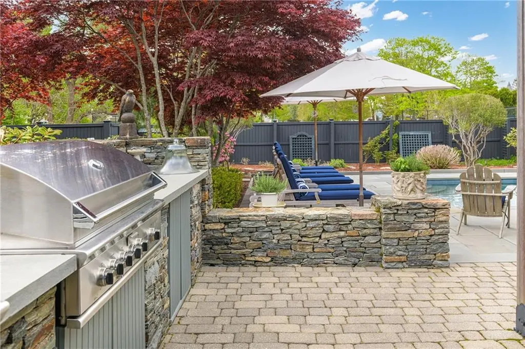 77 Janice Road Warwick RI 02886