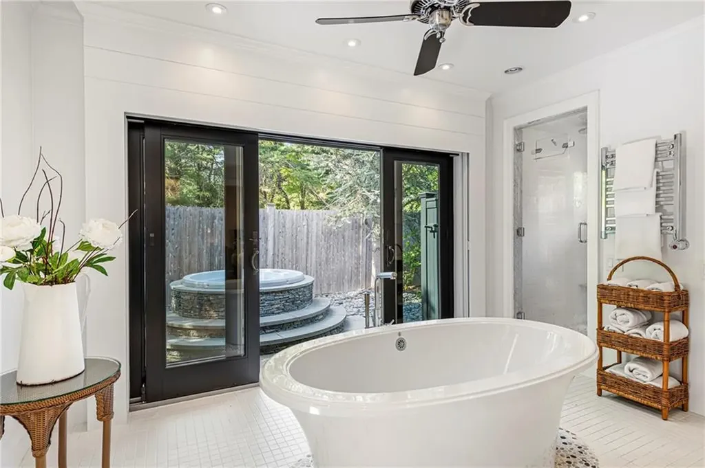 77 Janice Road Warwick RI 02886