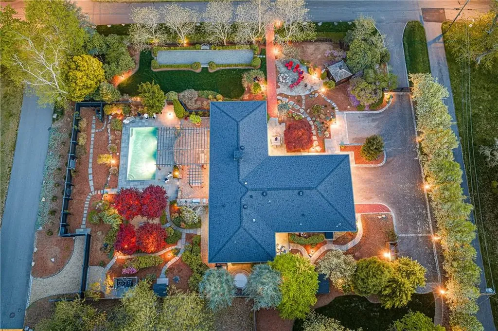77 Janice Road Warwick RI 02886