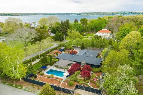 77 Janice Road Warwick RI 02886