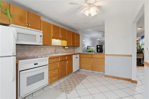 7 Wake Robin Road Lincoln RI 02864