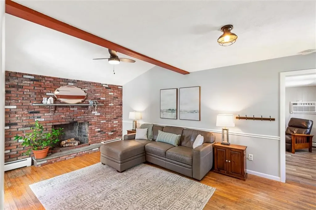 6 Jenks Garden Lane Barrington RI 02806