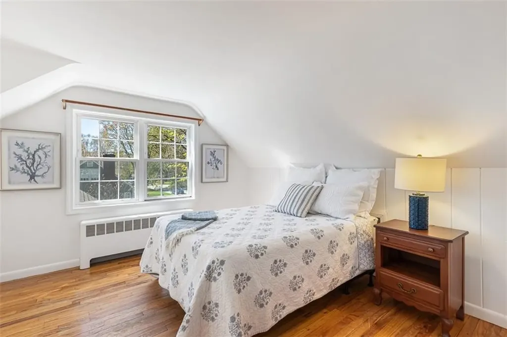 6 Jenks Garden Lane Barrington RI 02806