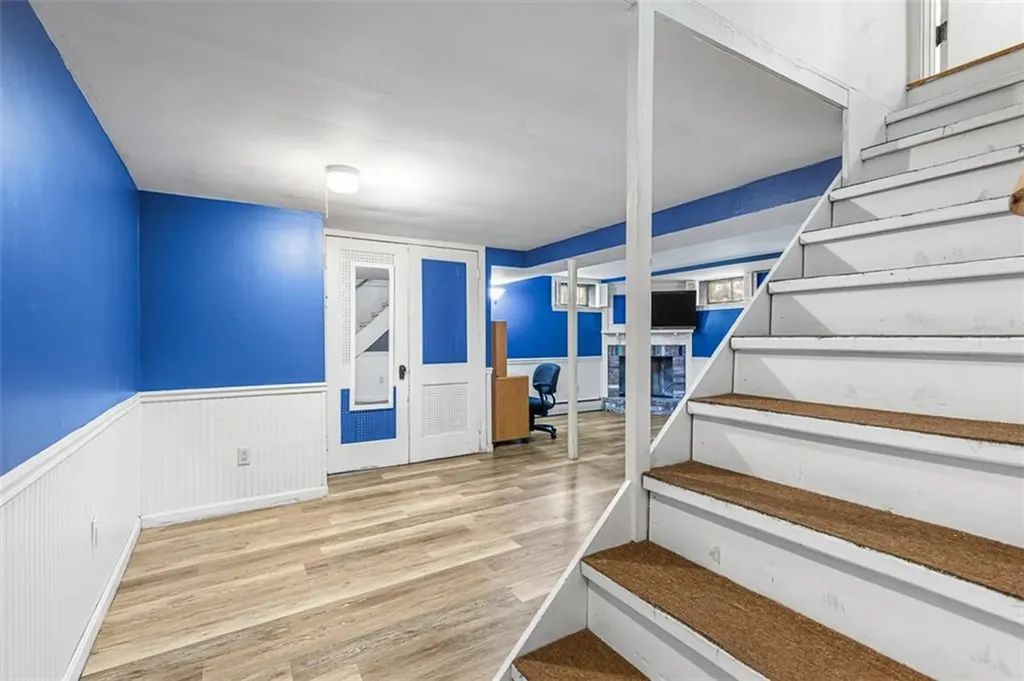 6 Jenks Garden Lane Barrington RI 02806