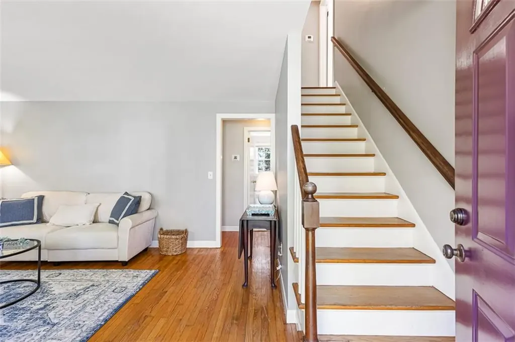 6 Jenks Garden Lane Barrington RI 02806