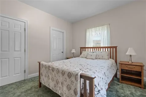17 Blackwells Landing Brooklyn CT 06234