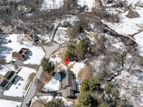 17 Blackwells Landing Brooklyn CT 06234