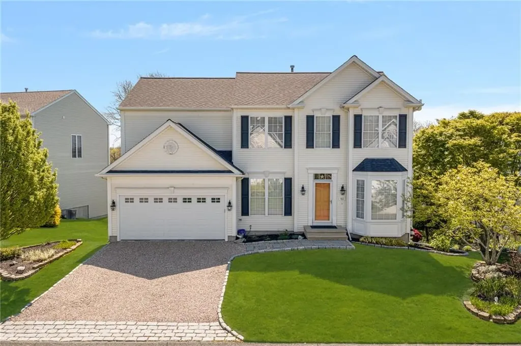 61 Schooner Cove Lane Narragansett RI 02882