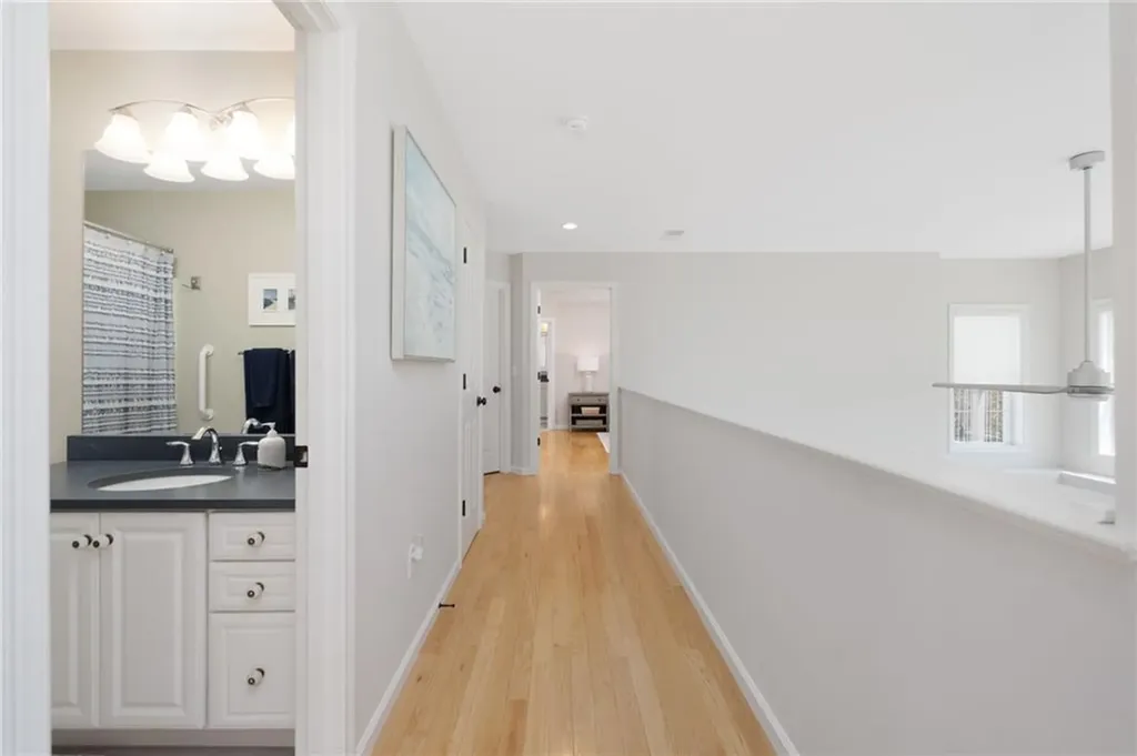 61 Schooner Cove Lane Narragansett RI 02882