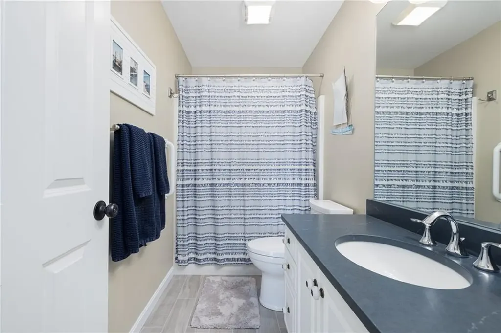 61 Schooner Cove Lane Narragansett RI 02882