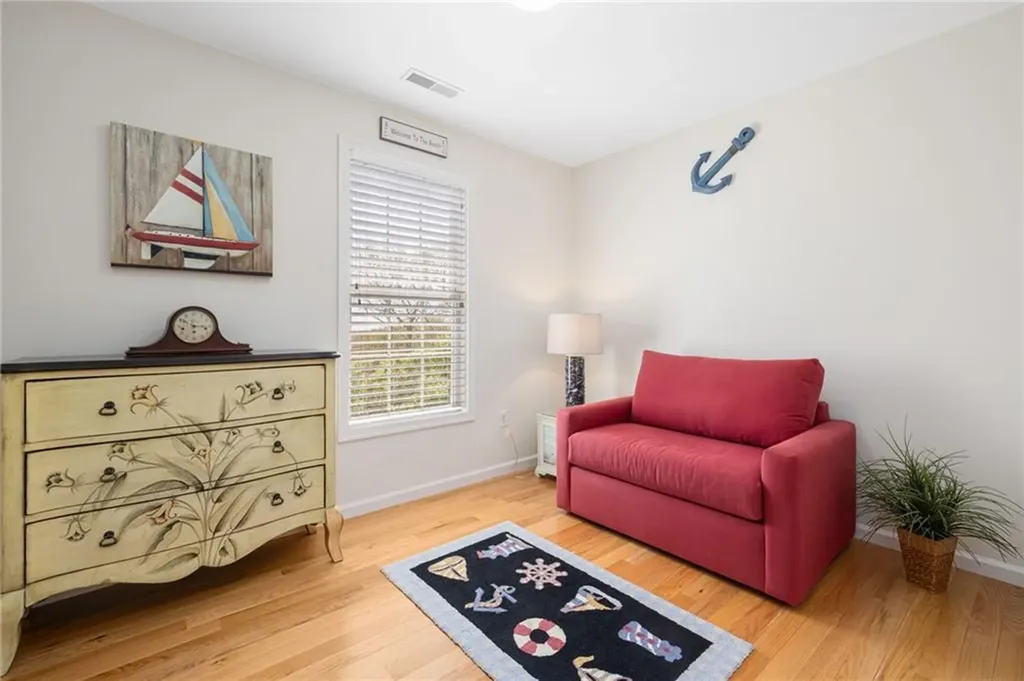 61 Schooner Cove Lane Narragansett RI 02882
