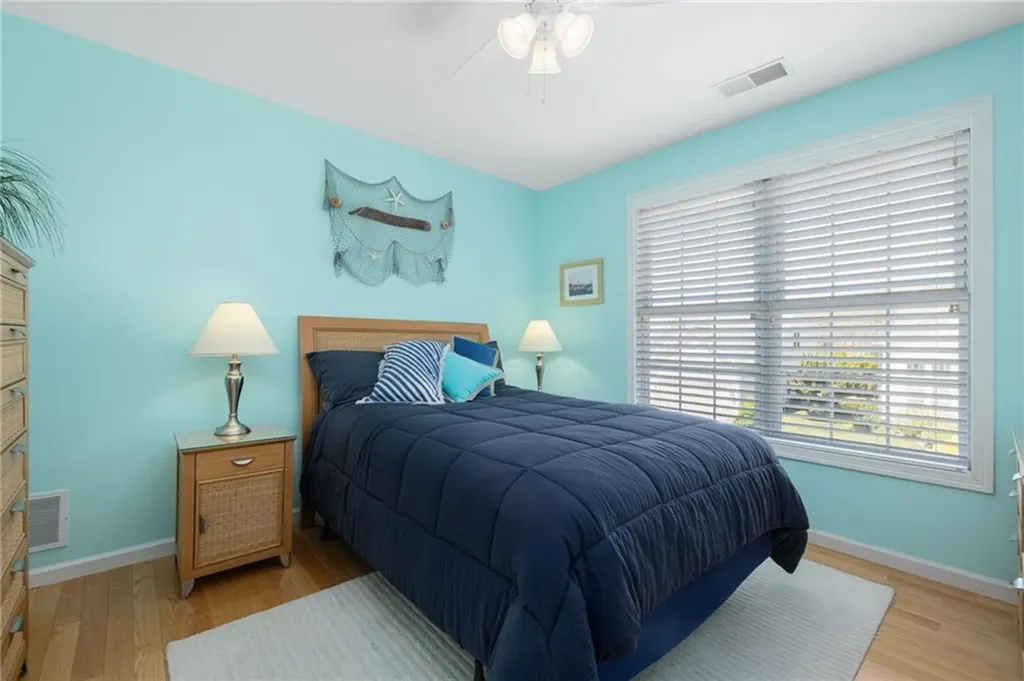 61 Schooner Cove Lane Narragansett RI 02882