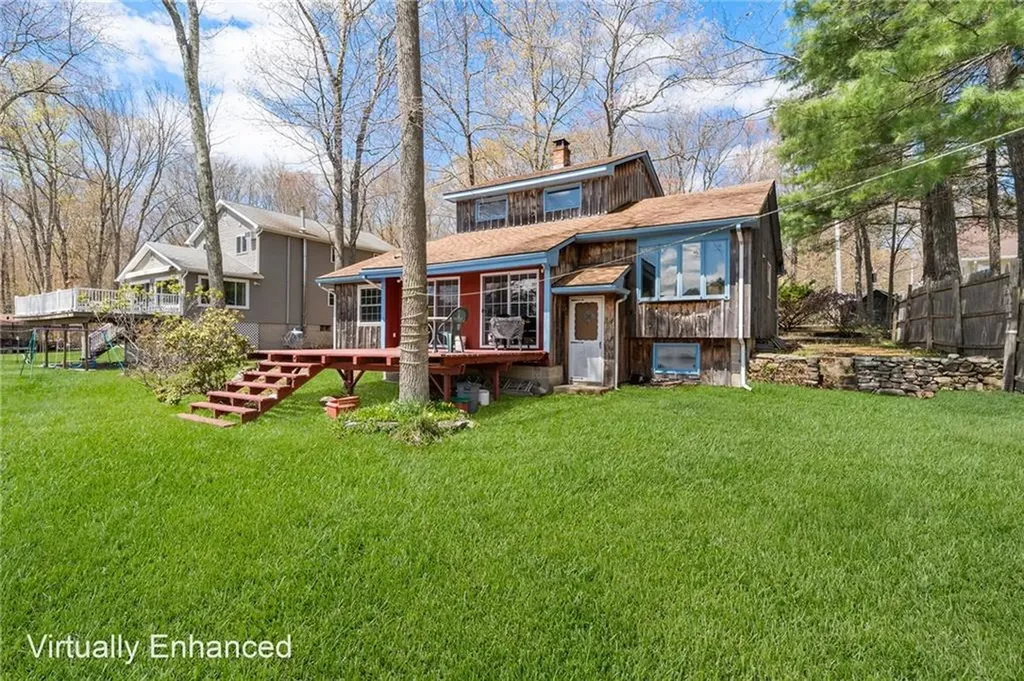 316 Court House Lane Burrillville RI 02859