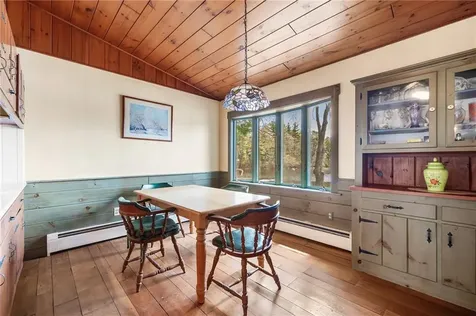 316 Court House Lane Burrillville RI 02859