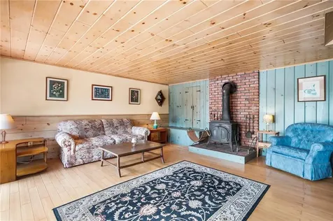316 Court House Lane Burrillville RI 02859
