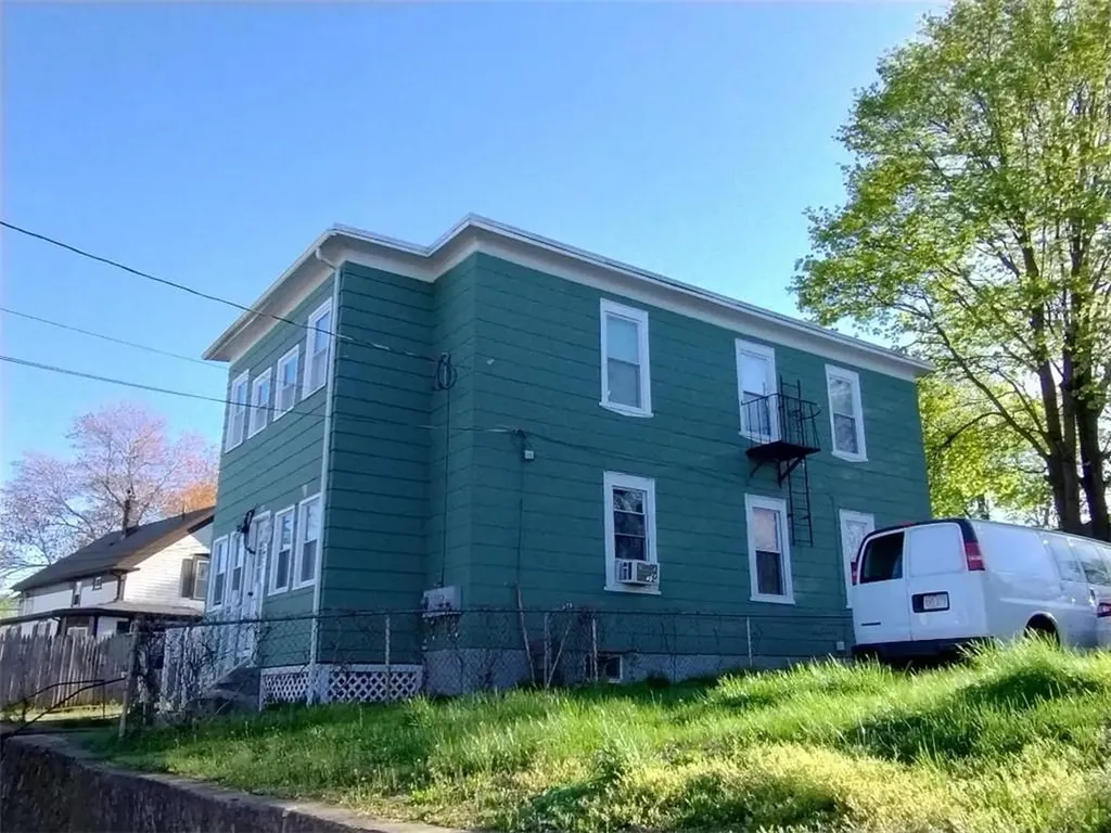 192 Dulude Avenue Woonsocket RI 02895