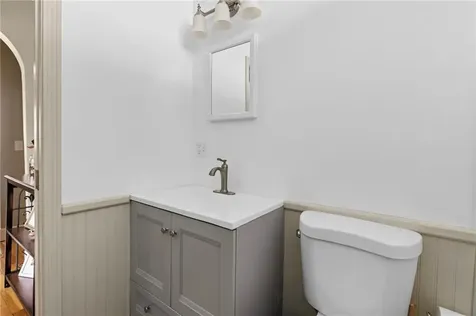 9 Mason Avenue Bristol RI 02809