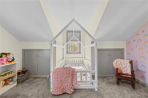 9 Mason Avenue Bristol RI 02809