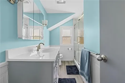 9 Mason Avenue Bristol RI 02809