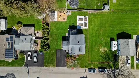 9 Mason Avenue Bristol RI 02809