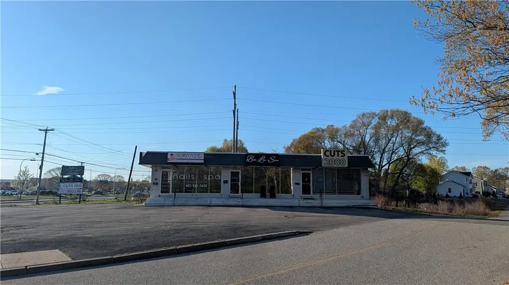 650 Greenwich Avenue Warwick RI 02886