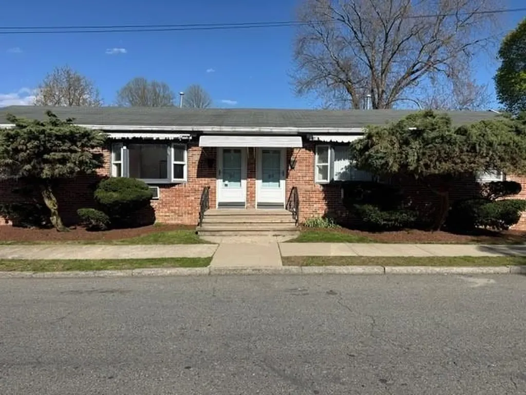 91 Fallon Avenue Providence RI 02908