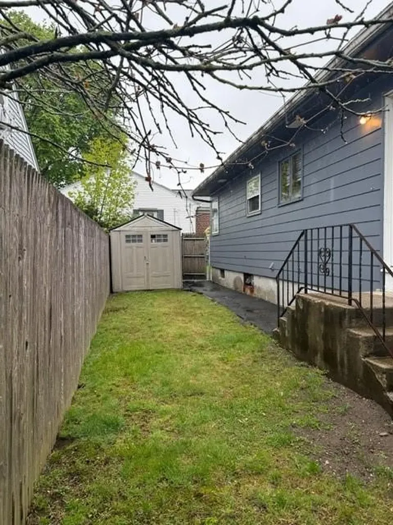 91 Fallon Avenue Providence RI 02908