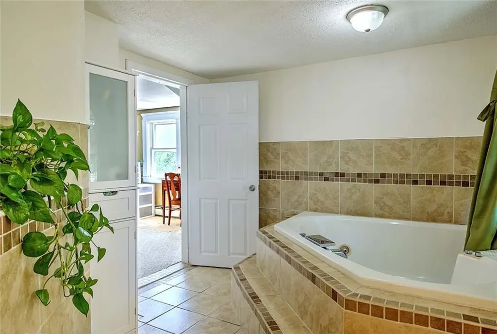 7 Hemlock Drive Johnston RI 02919