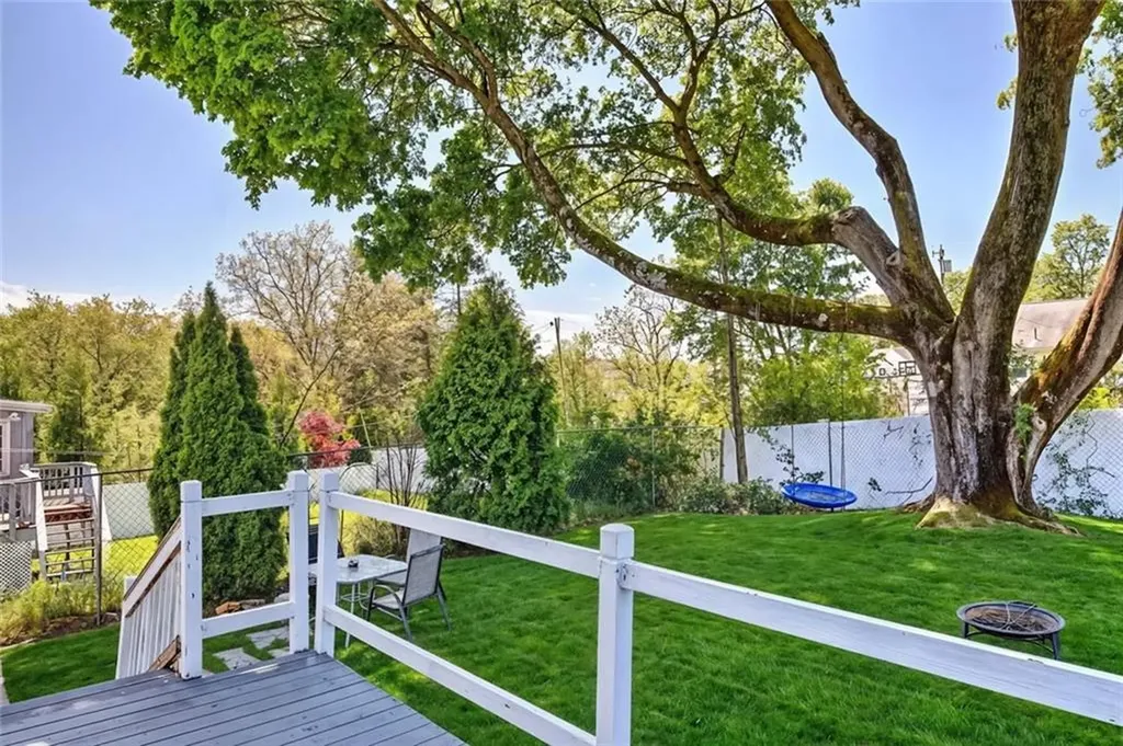 7 Hemlock Drive Johnston RI 02919