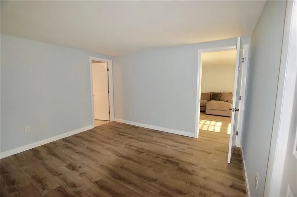 66 Girard Avenue Newport RI 02840