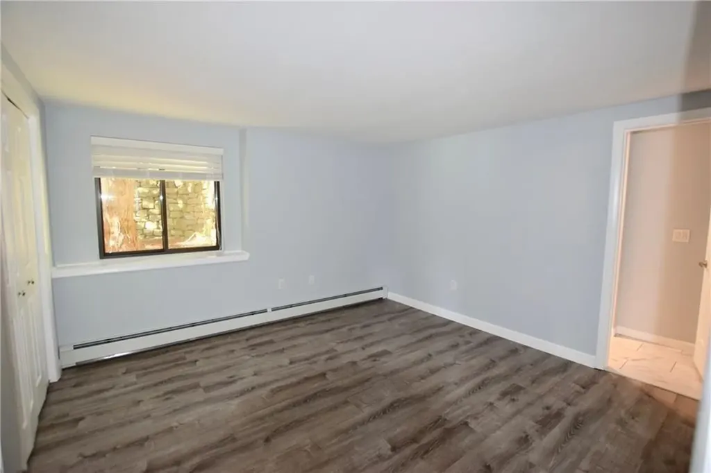 66 Girard Avenue Newport RI 02840