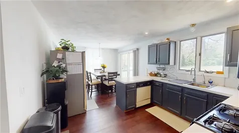 27 Hidden Valley Lane Lincoln RI 02865