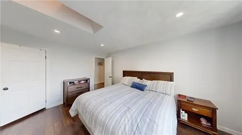 27 Hidden Valley Lane Lincoln RI 02865