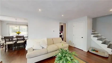 27 Hidden Valley Lane Lincoln RI 02865