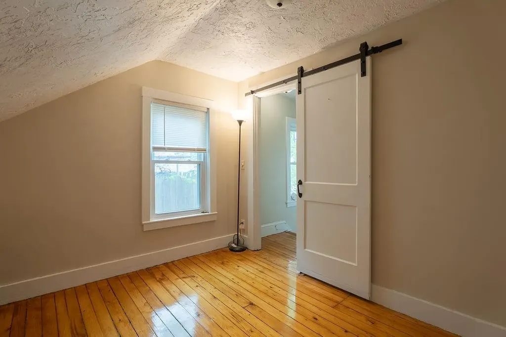 18 Metcalf Avenue North Providence RI 02911