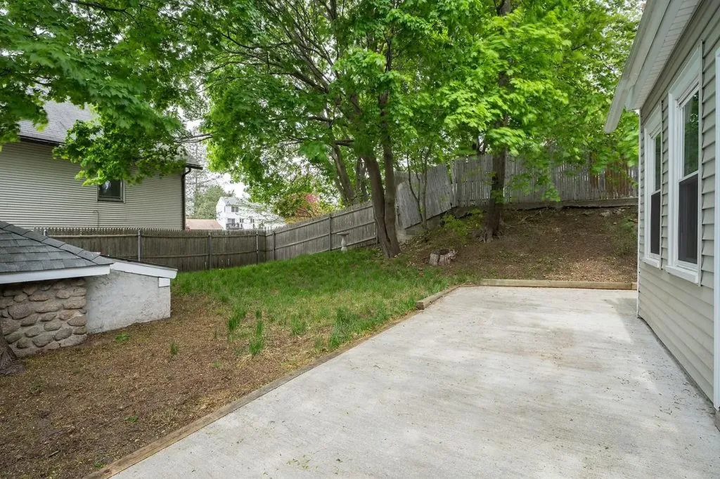 18 Metcalf Avenue North Providence RI 02911