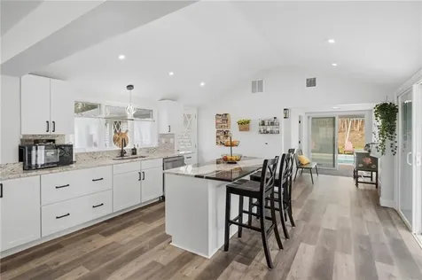 19 Fanning Lane Smithfield RI 02828