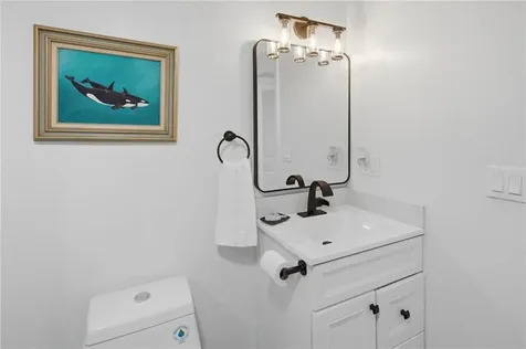 19 Fanning Lane Smithfield RI 02828