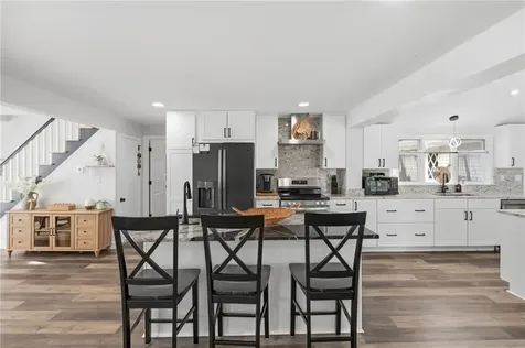 19 Fanning Lane Smithfield RI 02828