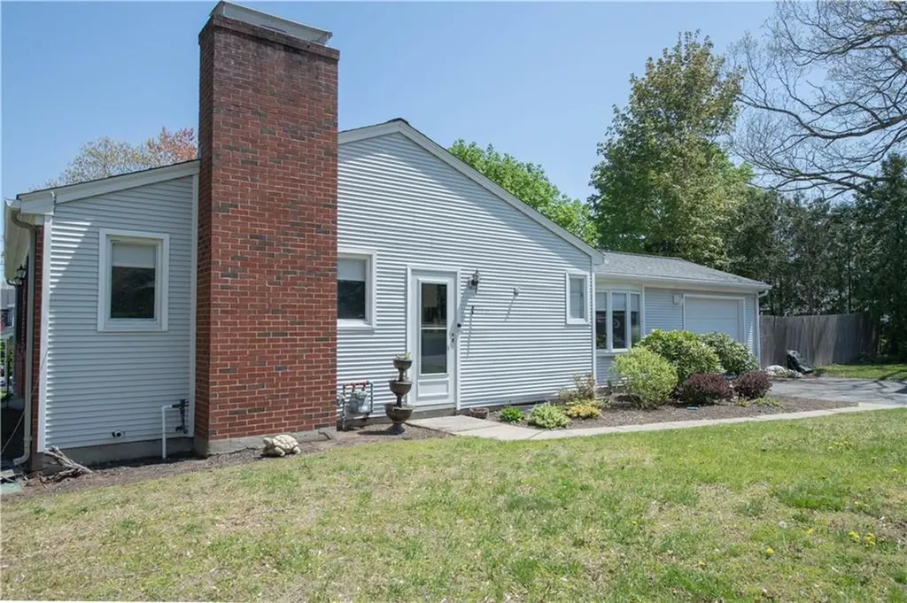 1 Knollwood Drive Cumberland RI 02864