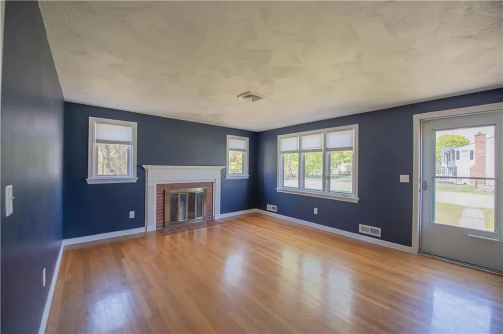 1 Knollwood Drive Cumberland RI 02864
