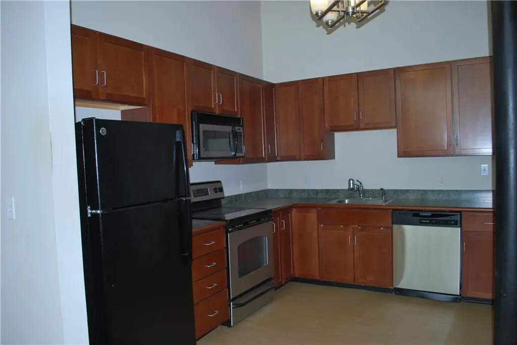 180 Allen Street Woonsocket RI 02895