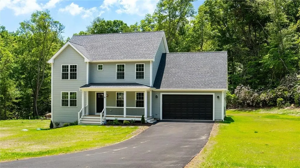 14 Elaine Drive Hopkinton RI 02833