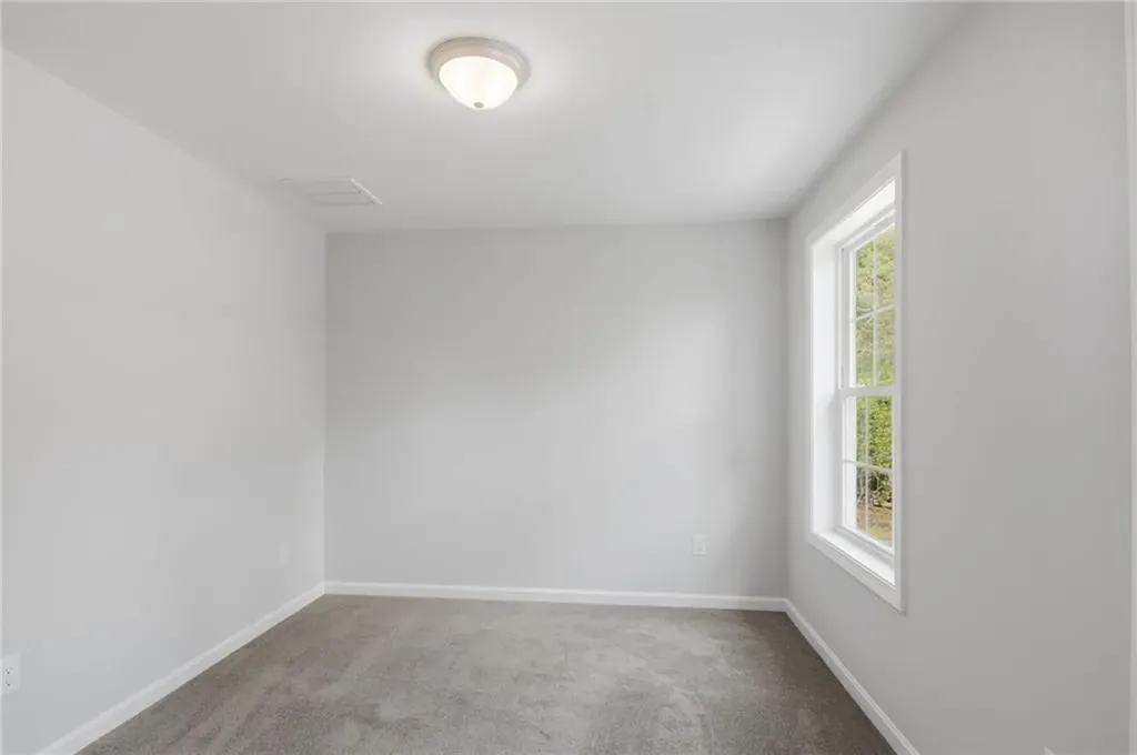 14 Elaine Drive Hopkinton RI 02833
