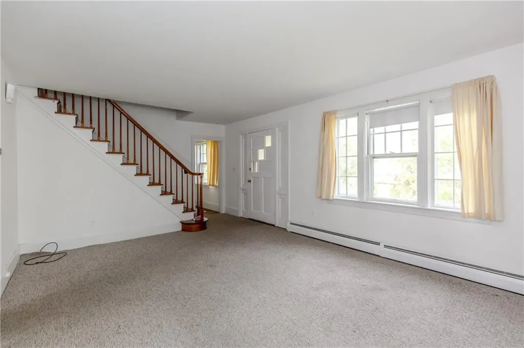 97 Floral Avenue North Kingstown RI 02852
