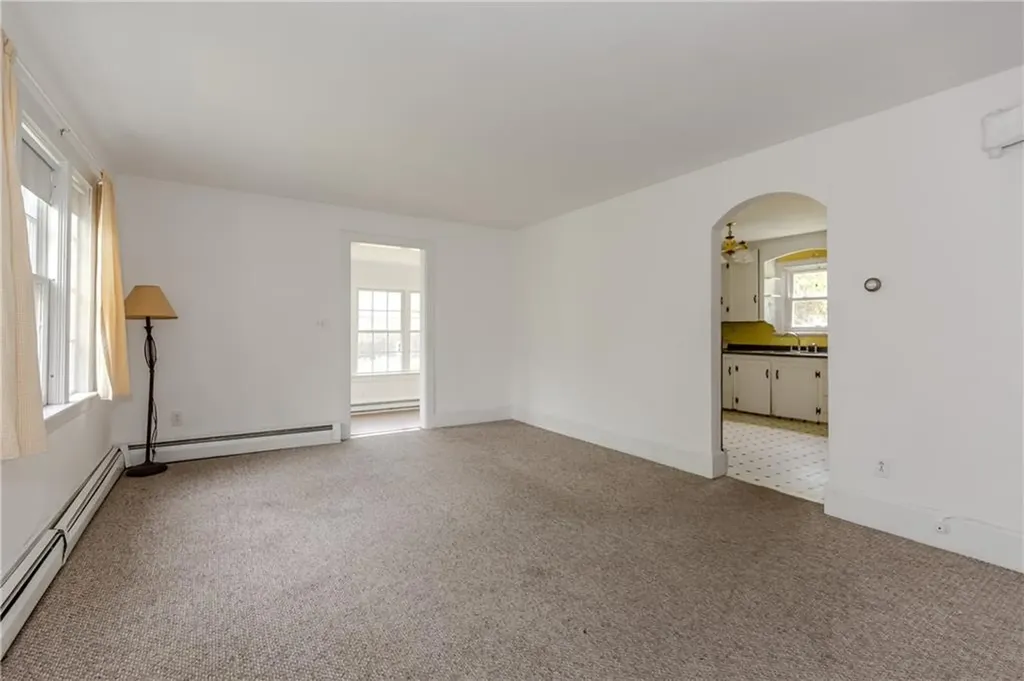 97 Floral Avenue North Kingstown RI 02852